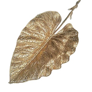 Fleurs artificielles de nouveau style laisse des feuilles d'or pour la décoration intérieure - Product Image 1
