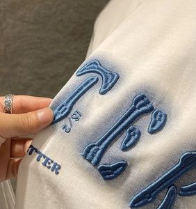 ユニセックス オーバーサイズ カジュアル アシッドウォッシュ ヴィンテージ Tシャツ 100%コットン カスタムパッチ刺繍 グラフィック ドロップショルダー 無地Tシャツ メンズ - Product Image 1
