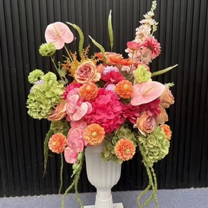 Centrotavola Floreale per Matrimoni 2027, Stile Popolare, Sfere di Fiori Vivaci e Colorate per Decorazioni Nuziali - Product Image 3