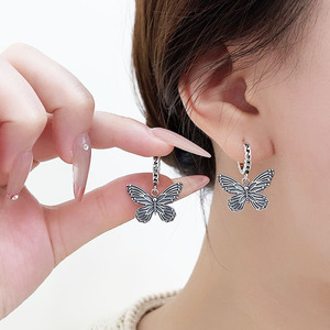 Pendientes de Aro de Plata de Ley S925 con Forma de Mariposa Yinruitai, Elegantes, Estilo Coreano, para Uso Diario - Product Image 2