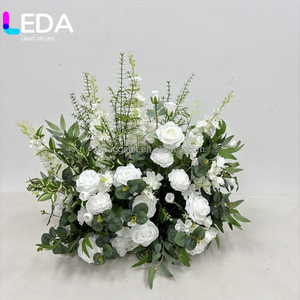 Fábrica de Flores Artificiales LEDA, Camino de Boda Personalizado de 3 Pies x 65 Pies, Blanco Brillante con Espejo - Product Image 1