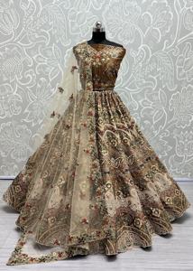 Collection exclusive de vêtements de soirée modernes pour mariage Lehenga Choli Navratri anti-rides en velours perlé pour femme - Product Image 4