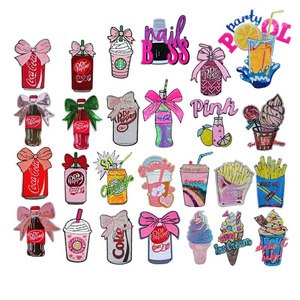 Nouveaux patchs thermocollants brodés de paillettes, motifs 'Drinking Chips' et 'Ice-cream Bottom Bow', pour la décoration de T-shirts, sweats à capuche, chapeaux et sacs - Product Image 1