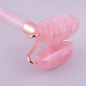 Kualitas tinggi terapi kuarsa mawar gigi gergaji Spiky ganda kepala besar Anti Penuaan wajah rol giok Set alami Gua Sha untuk wajah - Product Image 4