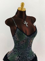 Nouvelle robe mini moulante à bretelles réglables à imprimé léopard pour femmes, coupe inclusive, décolleté en V profond, tissu en maille, tenue de soirée tendance pour filles branchées