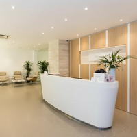 Bureau de réception moderne personnalisé en Corian avec éclairage LED, rond, semi-circulaire, droit, pour hôpital, bureau, hôtel, usage commercial