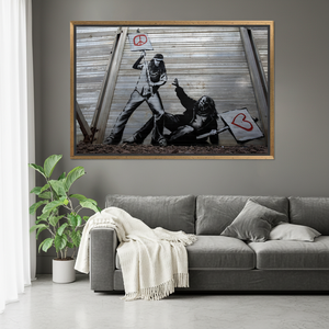 Lienzo Impreso de Banksy Peace vs Love: Decoración Abstracta de Arte Callejero, Lienzo con Marco Dorado - Product Image 3