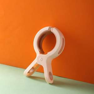 Pinces à linge d'extérieur en gros <span class=keywords><strong>pour</strong></span> serviettes, <span class=keywords><strong>chaussettes</strong></span> et vêtements, <span class=keywords><strong>pour</strong></span> le séchage et la ligne à linge - Product Image 1