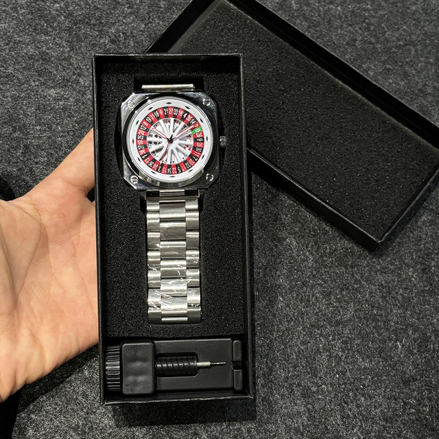 Wholesale Men's Quartz Watch Fashion Luxury Casino Roulette Design Alloy Dial Watch Life Waterproof Business Casual Watch