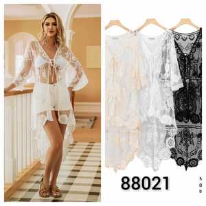 Costume da bagno bikini a due pezzi da donna con top imbottito e slip a vita alta con laccetti laterali, elegante, per l'estate e la spiaggia, all'ingrosso 88021 - Product Image 1