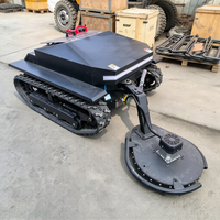 Tondeuse robot thermique RC automotrice tout-terrain pour herbe, avec système de sécurité et forte capacité de franchissement pour travaux de tonte en zone montagneuse