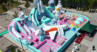 Parc gonflable commercial sur le thème de l'espace, parcours d'obstacles fusée astronaute, aire de jeux pour enfants et adultes, location extérieure