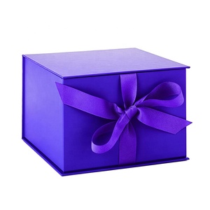 Small Purple Box Looks Like Books Custom Logo Wide Brim Fedora Hat Recycled Shipping Box Cardboard Kraft Paper Packaging