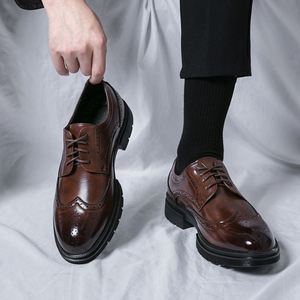 Business and Leisure Round Toe Men's Leather <b>Shoes</b>, Outdoor Casual <b>Shoes</b>, Lazy People's Foreign Trade Style - Product Image 1