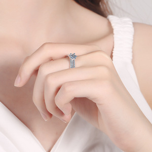 Anello in Argento 925 Placcato Platino con Moissanite, Gioiello Antiossidante VVS GRA 1ct, Anelli Impilabili Casual da <span class=keywords><strong>Donna</strong></span> alla Moda - Product Image 3