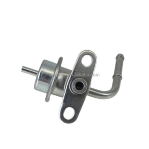 Régulateur <span class=keywords><strong>de</strong></span> <span class=keywords><strong>pression</strong></span> d'injection <span class=keywords><strong>de</strong></span> carburant 23280-62030 compatible avec Toyota 4Runner 1996-2002 - Product Image 1