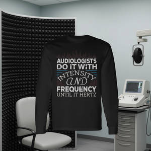 T-shirt à manches longues pour audiologistes avec motif fréquence Hertz – Vêtements promotionnels pour médecins audiologistes - Product Image 3