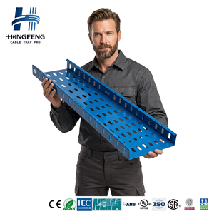 Cannelle de câblage perforée apparente au design architectural, finition thermolaquée pour intérieurs modernes - Product Image 1