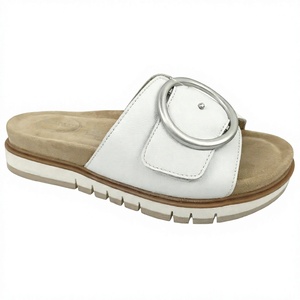Sandales plates en cuir véritable blanc, à bout ouvert, à enfiler, avec semelle rembourrée antidérapante et légère, semelle épaisse, chaussures tendance toutes saisons - Product Image 1