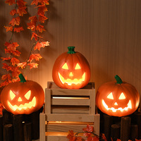 Vente en gros de lampes LED en forme de citrouille d'Halloween de 22 cm, fonctionnant sur piles, réutilisables, décorations lumineuses pour la cour, pour les fêtes en intérieur, les maisons hantées