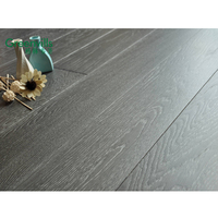 Plancher en bois de chêne machiné chinois, couleur lavée par argent souillée, chêne blanc russe