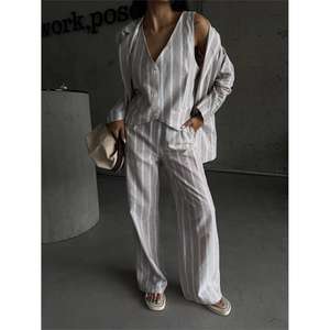 Veste en lin matelassée beige pour femmes, style bomber court, col à revers, motif uni, rembourrage en polyester, taille XL - pour le printemps et l'été - Product Image 1