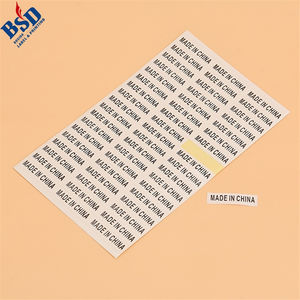 สติกเกอร์ผ้าแบบกำหนดเองและป้ายกาวซาตินสำหรับเสื้อผ้า - Product Image 6