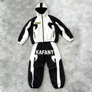 <span class=keywords><strong>Tuta</strong></span> da <span class=keywords><strong>Uomo</strong></span> Personalizzata con Logo Ricamato, Set Estivo in Nylon di Alta Qualità, Abbigliamento Streetwear - Product Image 1