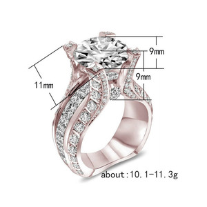 Anello con Grande Pietra Centrale per Donne, Gioielli Eleganti e Scintillanti, Vendita all'Ingrosso - Product Image 4