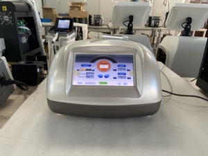 Máquina de Eliminación Vascular con Láser de Diodo Portátil de 980nm a <span class=keywords><strong>Precio</strong></span> de Fábrica para el Sistema de Eliminación de <span class=keywords><strong>Arañas</strong></span> <span class=keywords><strong>Vasculares</strong></span> - Product Image 4