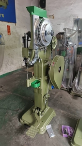 Máquina <span class=keywords><strong>Remachadora</strong></span> <span class=keywords><strong>de</strong></span> Zapatas <span class=keywords><strong>de</strong></span> Freno <span class=keywords><strong>de</strong></span> Alta Resistencia para las Ruedas <span class=keywords><strong>de</strong></span> Equipaje - Product Image 4