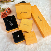 YUANQI Logo personnalisé bijoux de mode boîte-cadeau chaîne Bracelet collier bague boucles d'oreilles petits bijoux emballage couverture boîtes en papier