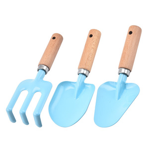 Juego de tres piezas <span class=keywords><strong>para</strong></span> jardinería, <span class=keywords><strong>herramientas</strong></span> ligeras con mango de madera de haya <span class=keywords><strong>para</strong></span> el hogar, jardín, <span class=keywords><strong>huerto</strong></span>, uso en la playa - Product Image 2