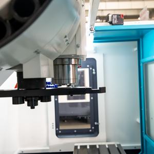 Centre d'usinage CNC à grande <span class=keywords><strong>vitesse</strong></span> VMC1270 12000 tr/min Machine de fraisage CNC 3 axes Centre d'usinage vertical <span class=keywords><strong>VMC</strong></span> pour le fraisage - Product Image 3