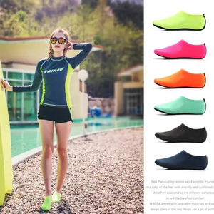 Chaussons et chaussettes aquatiques à séchage rapide, anti-coupure et antidérapants pour la plongée, le surf, la plongée avec tuba et les activités de plage – Chaussures de plongée - Product Image 1