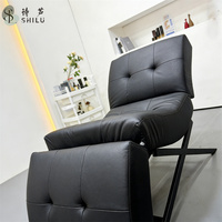 Table de massage électrique moderne ShiLu à hauteur réglable, avec réglage de la tête et des jambes, en cuir PU noir courbé, base métallique de luxe