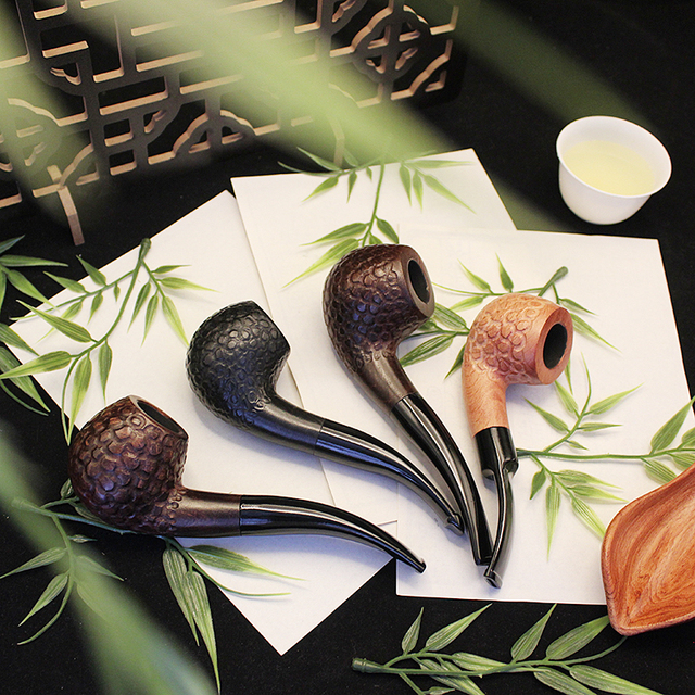 Hand-carved Classic Patterned Solid Wood Tobacco Pipe with Smooth Airflow Eco-Friendly Customizable Logo-Smoking Equipment