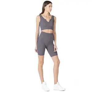 Conjunto Deportivo de Punto Acanalado sin Costuras para Mujer, Ropa Deportiva de 2 Piezas Gris con Almohadillas Extraíbles, Secado Rápido, Top Corto sin Mangas y Cintura Alta - Product Image 5