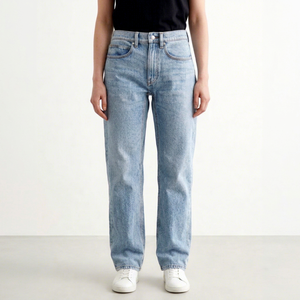 Jeans de Mezclilla Lavados con Efecto Desgastado, Corte Recto, Cintura Alta, Ligeros, con Logotipo Grabado en la Parte Delantera, Estilo Casual de Verano - Product Image 1