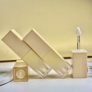 Jinlan Lip Gloss Packaging Custom Lip Gloss Container Oem 5ml Tubos de brillo de labios vacíos Logotipo personalizado con color degradado - Product Image 5