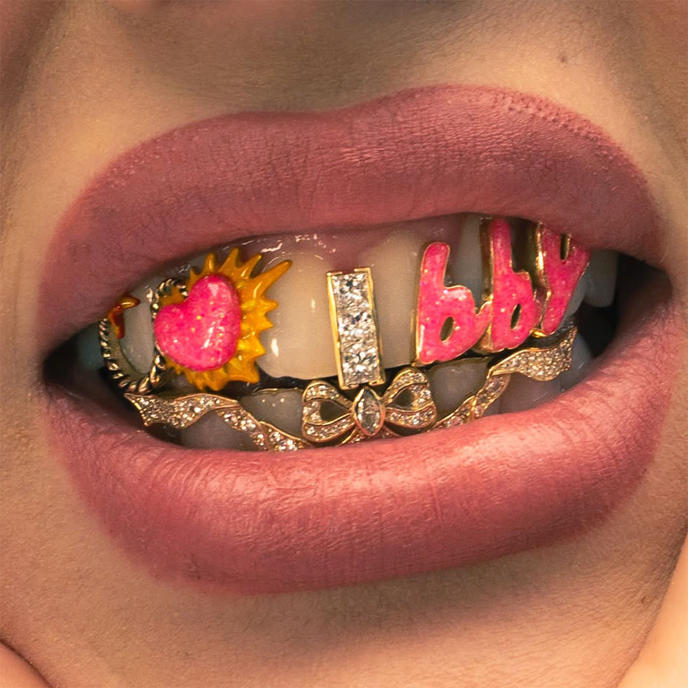 Lettre personnalisée avec émail