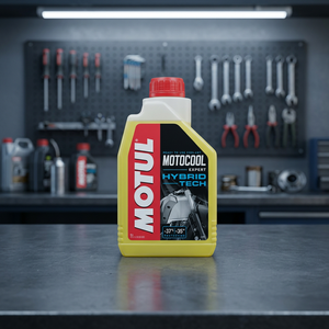 Motul MOTOCOOL EXPERT -37C 1 L Liquido Antigelo per Moto, Confezione in Plastica da 1 L - Product Image 2