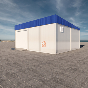 Maison conteneur modulaire pliable et étanche avec porte à volet roulant, utilisée comme <span class=keywords><strong>garage</strong></span> extérieur pour voiture ou local de stockage - Product Image 3