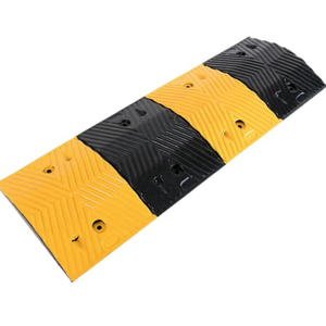 Seguridad <span class=keywords><strong>de</strong></span> tráfico Carretera <span class=keywords><strong>de</strong></span> hormigón Custom Heavy Duty Amarillo-negro Caucho Topes <span class=keywords><strong>de</strong></span> <span class=keywords><strong>velocidad</strong></span> - Product Image 1
