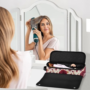 Bolsa de Viaje de Nailon con Estampado Completo, Diseño Hawaiano Vintage con Rosas Rojas, Personalizada con Asa para Rizador de Pelo - Product Image 6