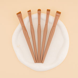 Juego <span class=keywords><strong>de</strong></span> Brochas <span class=keywords><strong>de</strong></span> Maquillaje <span class=keywords><strong>de</strong></span> Cejas <span class=keywords><strong>de</strong></span> Alta Calidad, <span class=keywords><strong>Brocha</strong></span> Plana en Ángulo <span class=keywords><strong>para</strong></span> Cejas, Color Marrón, <span class=keywords><strong>Brocha</strong></span> <span class=keywords><strong>para</strong></span> Gel <span class=keywords><strong>de</strong></span> Cejas, Logotipo Personalizado - Product Image 2