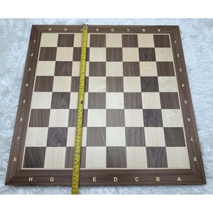 رقعة شطرنج فاخرة من خشب الجوز مع لوحة مسطرة مقاس 540×540×15 ملم مع مربعات مقاس 58×58 ملم - Product Image 2