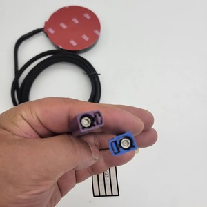 Antenne de toit de voiture KARL 10520033 GPS GSM AM FM Combo Whip, compatible avec les voitures berlines, SUV et camionnettes universelles, fixation par écrou interne. - Product Image 5