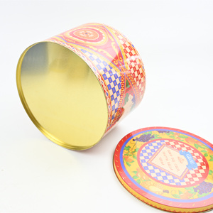 Boîte en métal ronde pour cadeaux avec impression rétro européenne, boîte en étain de qualité alimentaire pour biscuits, bonbons, emballage cadeau, couleur, motif et logo personnalisés - Product Image 3