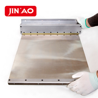 Protection de guidage linéaire pour machine CNC, rideau rétractable sur mesure en acier, type rideau roulant